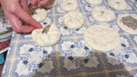 беляши на сковороде