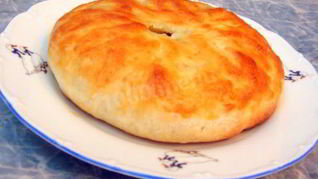 Беляши на воде с мясом и грибами