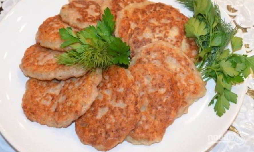 Рецепт ленивых беляшей на кефире с фаршем