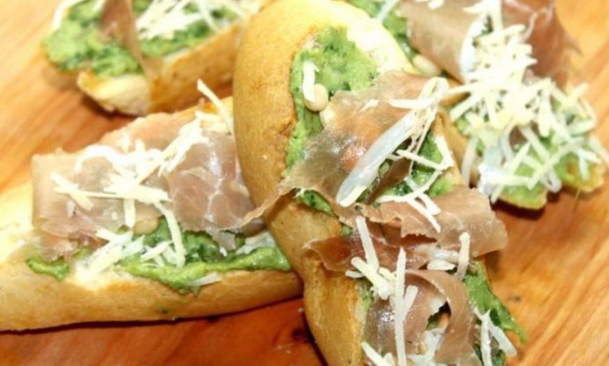 Рецепт брускетты с авокадо