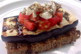 Брускетта с баклажаном-гриль