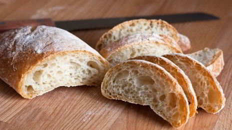 брускетта с грибами и мягким сыром