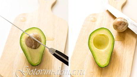 брускетта с гуакамоле и креветками