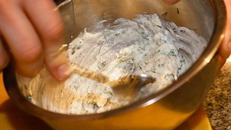 брускетта с лососем и сливочным сыром