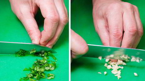 брускетта с лососем и томатами