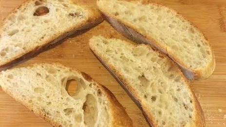 брускетта с сулугуни