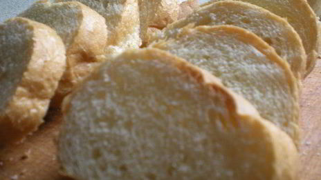 оливковая брускетта