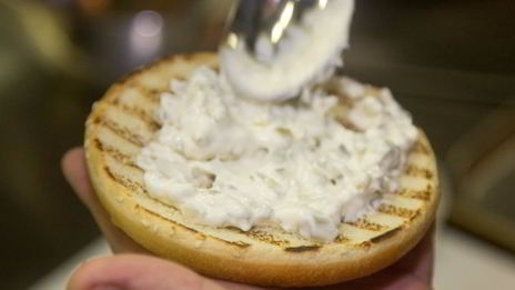 бургер с семгой