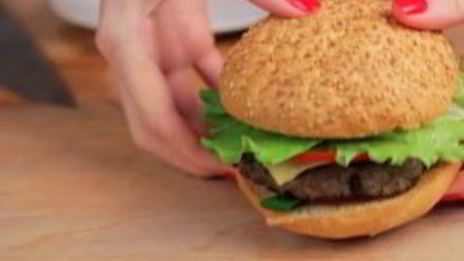 бургер с яйцом