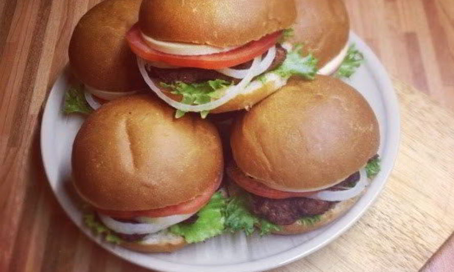Рецепт бургеров из индейки с сыром сулугуни