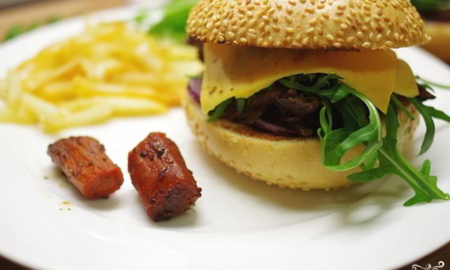 Рецепт бургеров с тушеным мясом