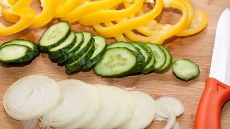 домашний гамбургер с ржаным хлебом