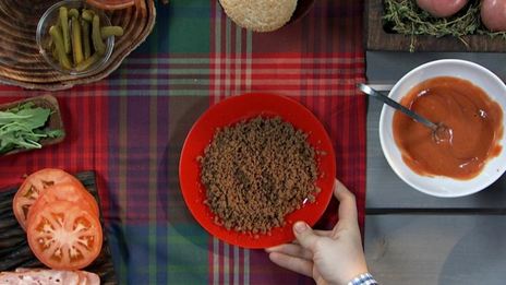 гамбургер с картофельной котлетой