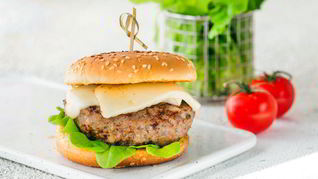 Гамбургеры из баранины с сыром