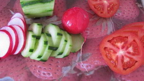 гамбургеры овощные из нутовых булочек