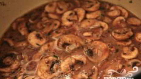 гамбургеры с фрикадельками и сыром бри