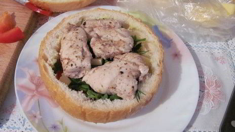 полезный чикенбургер с грейпфрутом