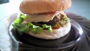 Сочный бургер