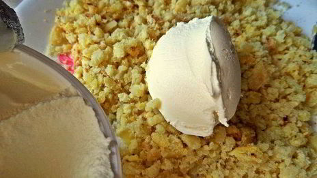 бутерброд килька, картошка, киви