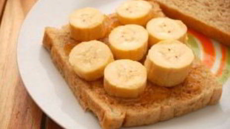 бутерброд с арахисовым маслом