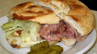 Бутерброд с ветчиной и сыром