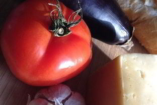 Бутерброды с баклажанами и помидорами