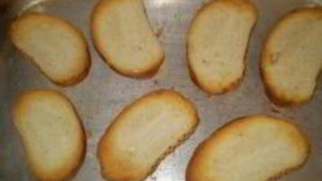 бутерброды с консервированной рыбой