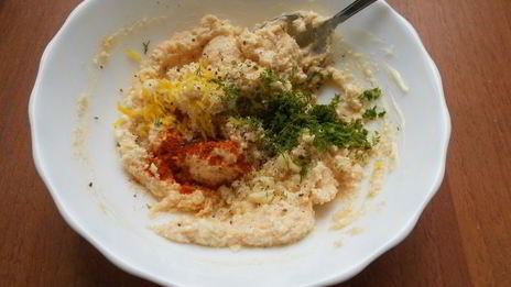 бутерброды с пастой из икры трески