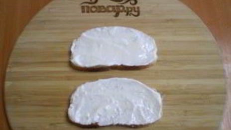 бутерброды с сыром и помидорами