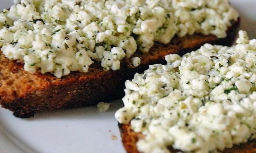 Рецепт бутербродов с творогом и зеленью