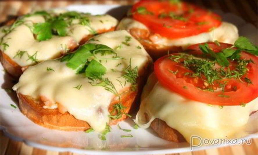 Рецепт горячих бутербродов с красной рыбой