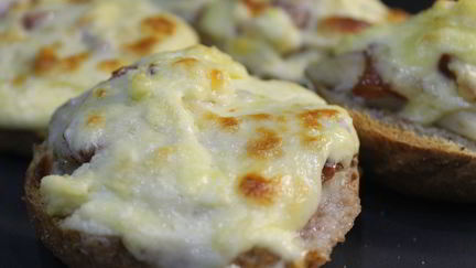 Бутерброды с красной рыбой