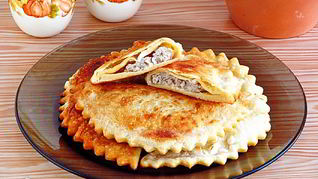 Чебуреки на кефире с мясом