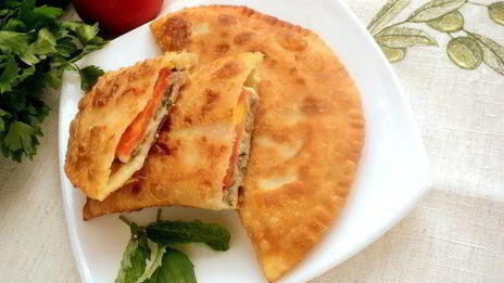 чебуреки с сюрпризом