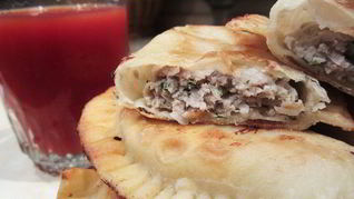 Чебуреки сочные по-домашнему