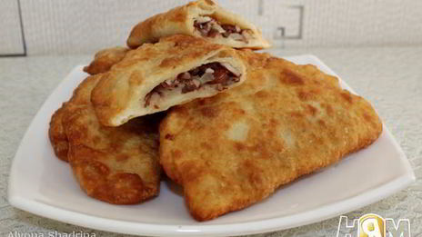 пикантные чебуреки с фасольевой начинкой