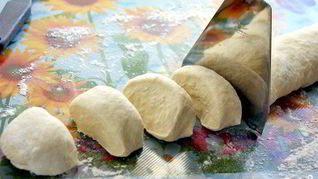 Тесто для чебуреков на кефире