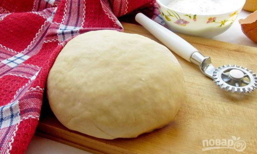 Рецепт теста для чебуреков на кипятке