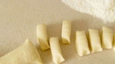 тесто для чебуреков на минералке