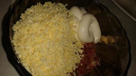 фаршированные яйца перекус