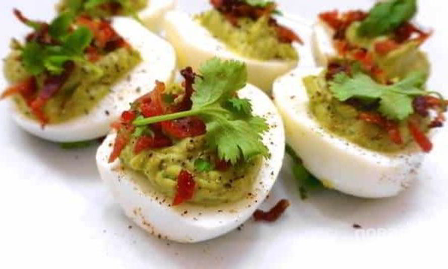 Рецепт фаршированных яиц с гуакамоле