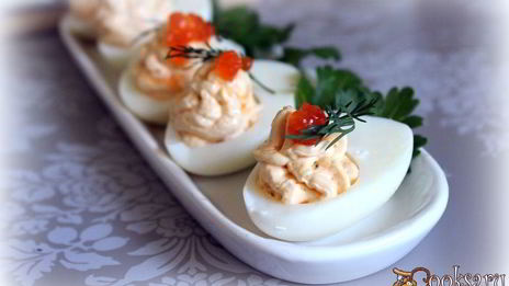 фаршированные яйца с икорным кремом