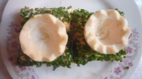 фаршированные яйца цыплята