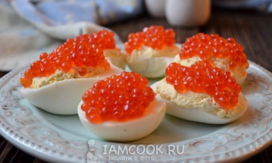Рецепт яиц фаршированных красной икрой