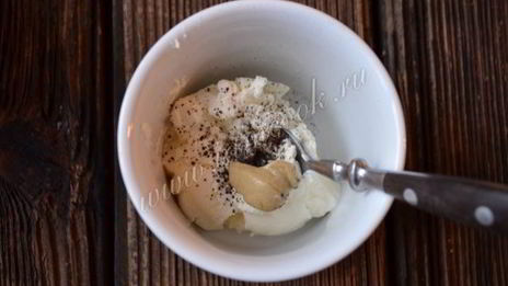 яйца фаршированные красной икрой