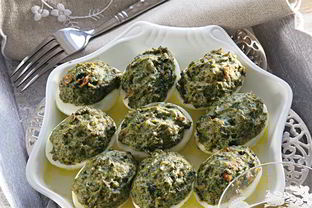 Яйца, фаршированные шпинатом