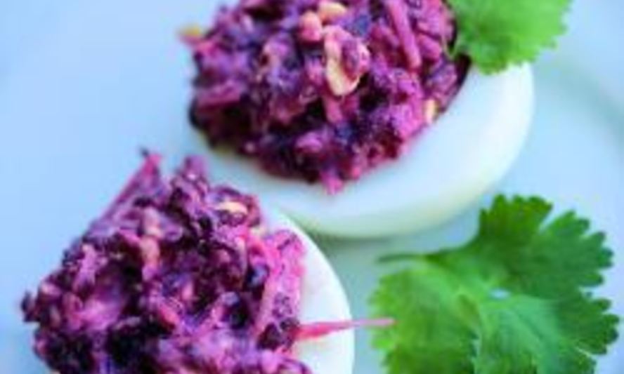 Рецепт яиц фаршированных свеклой