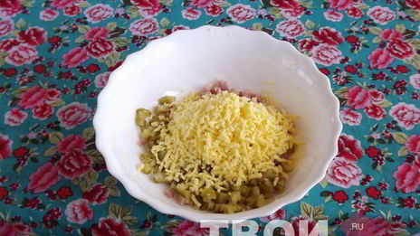 яйца, фаршированные ветчиной