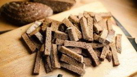 чесночные гренки в духовке к пиву