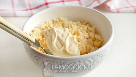 гренки из черного хлеба с сыром и яйцом